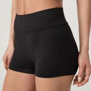 Vuori Halo Micro Shorts Solid Black Boy Shorts size M